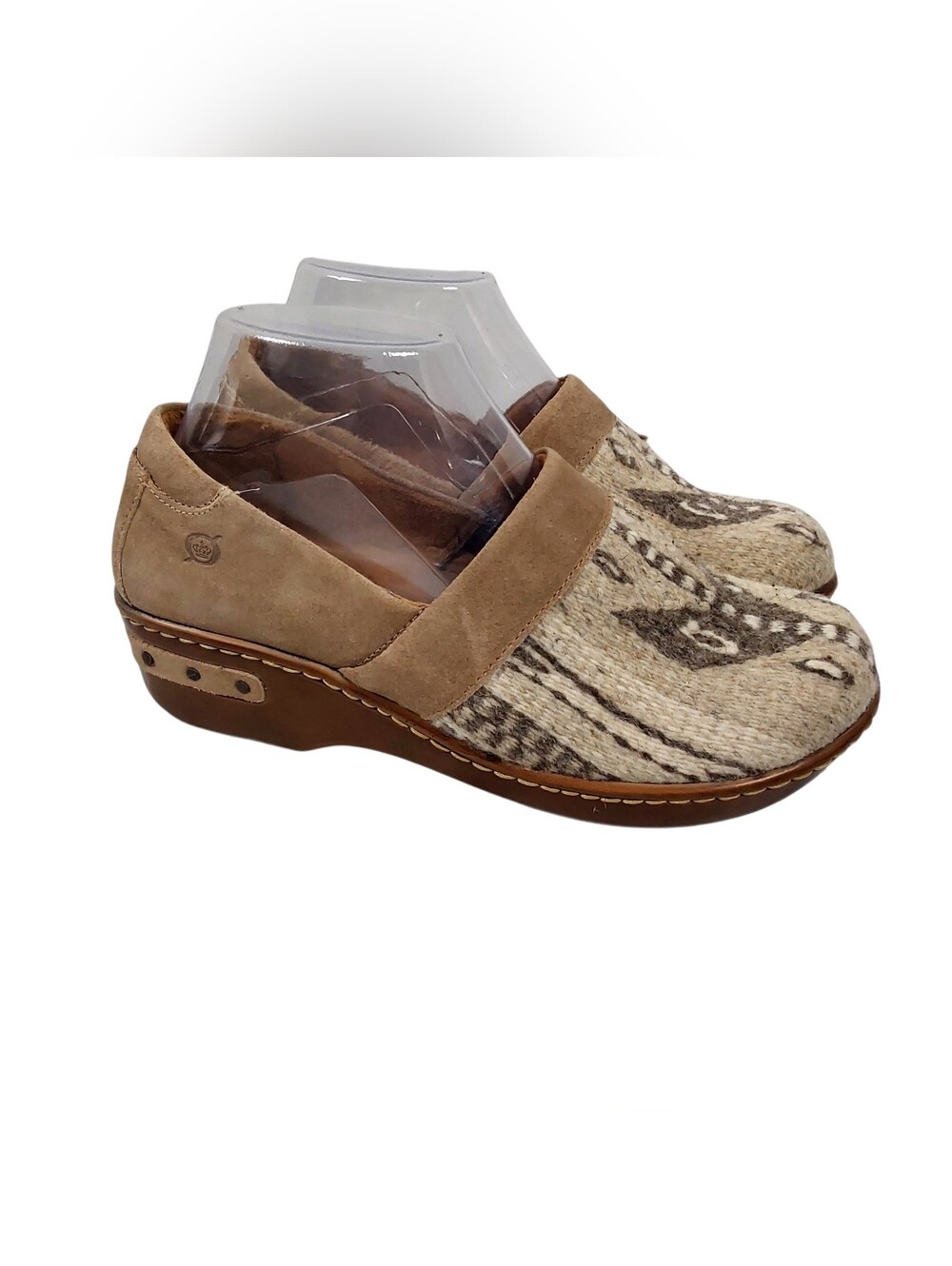 BORN Bandy Blanket Clog